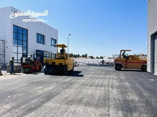  16 تزفيت وتعبيد الساحات وأعمال الطرق بجودة عالية وبأسعار مناسبة