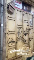 4 محل معروض للخلو في السوق الشرقي