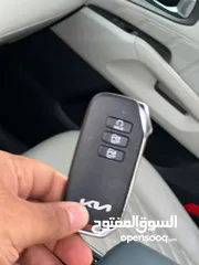  10 كايا سورينتو 2022 /فل الفل  فتحة سقف بانوراما  2x4 ///240Hp بنزين + كهرباء  ( Haybrid) 1600cc