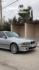  7 دب BMW 1997.