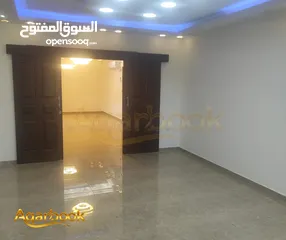  1 شقة غير مفروشة للايجار في سطح مرحبا تشطيب حديث
