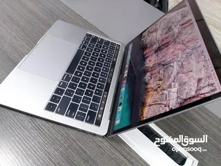  4 مع خاصية تاتش بارmacbook pro   ram16GB