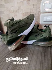  1 حذاء رياضي رجالي قياس 40 لون زيتي أخضر ماركة نايكي NIKE