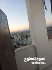  17 بيت للايجار