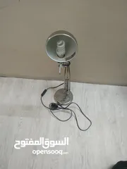  3 ليت او لمبه خاصه للمساعده على القراءه او للاضائه الخاصه
