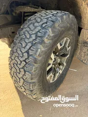  12 تندرة رباعية