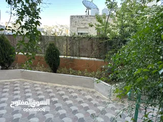  24 استوديو   ارضي   مع   حديقة   مميز   جداً   جداً   للبيع   في   الجاردنز   من   المالك   مباشرة