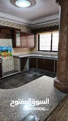  18 عمارة طابقية مميزة جداً للبيع عبارة 4 طوابق / القويسمة