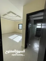  8 طابق اخير مع روف مميزة جدا