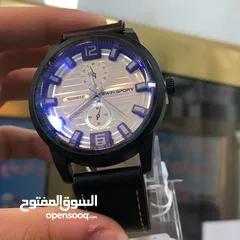  4 ساعة جديدة للبيع شابة و بجودة جد عالية