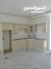  4 مطابخ ألمنيوم