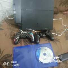  4 بلايستيشن 4 للبيع بحاله ممتازه جدا