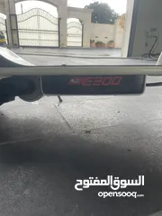  8 Razor - E200 Electric Scooter