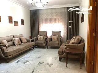  5 شقة مفروشة للبيع من المالك مباشرة الرابية خلف شركة اورانج للاتصالات..........