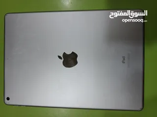  2 آيباد جيل ثامن للبيع iPad 8 بمساحه 128 جيجا باقل سعر ،للبيع فقط