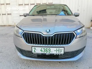  6 سكودا فابيا اتوماتيك