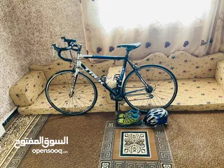  9 TREK 1.1  رود بايك