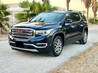  4 2017 GMC Acadia SLE