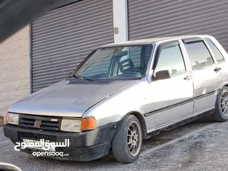  1 فيات اونو مكسور عليها سنتين جير ماتور منيح بودي ماشي الحال / الموقع بيت لحم /