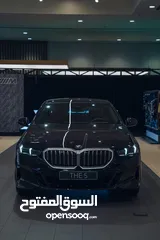  1 سيارة نوع BMW520i
