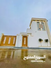  6 منزل واجهتين للبيع الله يبارك