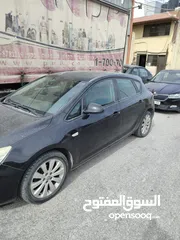  4 اوبل استرا 2011