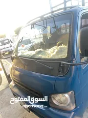  12 كيا فورنتير موديل 2003