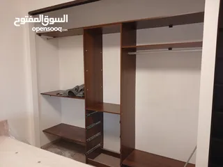  2 خزانه حائط  تفصيل اقل من عام  ثلاث ظرفات