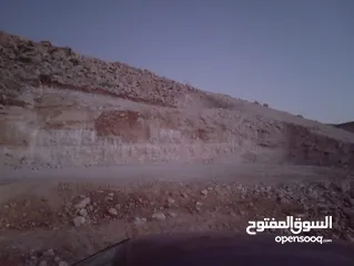  7 قطعه ارض على شارع المية للبيع