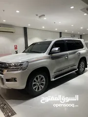  1 استيشن v8.