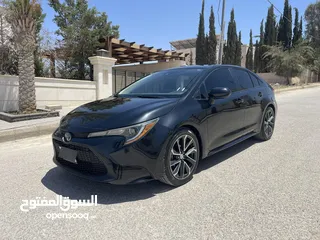  1 تويوتا كورولا هايبرد  2020