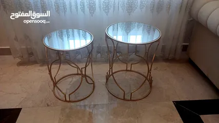  1 طاولات لونن دهبي