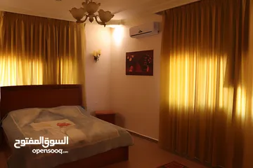  15 قصر فاخر مع خزان ماء كبير و أرض مطلة يصلح فندق ومطعم ومنتجع سياحي أو منزل لعظيم قرب التلفريك