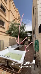  5 جاكوزيات بحالة الوكالة  للبيع بسعر جدا  مناسب