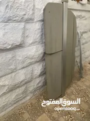  3 حاملات سقف +غطا صندوق داخلي سياره انفينيتي2006