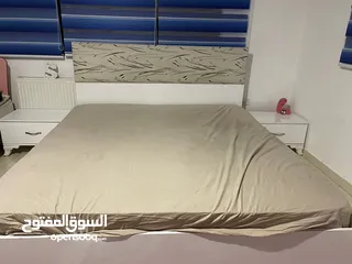  5 غرفة نوم وماستر بيضاء  و فضي