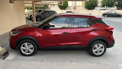  3 Nissan kicks 2019