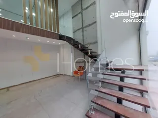  4 معرض ثلاث ابواب (واجهة 18 متر) للايجار في شارع مكة , بمساحة 659م