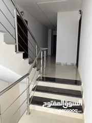  7 شقة ارضية ذات اطلالة رائعة بمساحة اجمالية 300 متر مربع