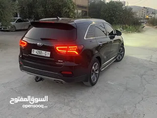  1 سورينتو 2018 فحص نخب