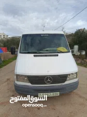  1 مرسيدس بينز 212