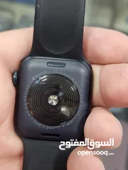  2 Apple watch se2 بحالة ممتازة بسعر مميز