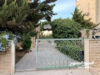  3 فيلا دوبلكس للبيع في جبيهة - حي المنصور