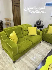  2 طقم كنب بدون الطاولة للبيع