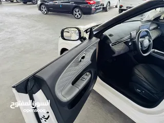  13 نامي 01 بلس 2023 بطاريه كبيره 430 كيلو اعلى صنف 5 كاميرات 360 ممشى قليل شبه زيرو 6 الاف