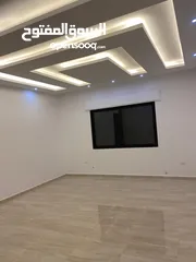  9 شقه سوبر ديلوكس شبه ارضي من المالك مباشره في ابو نصير شارع الضياء