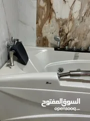  7 للبيع جاكوزي غازيني 67 ×90*170 سم بحالة ممتازة جدا وشبه جديدالرجاء التواصل واتس اب فقط .