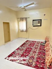  1 بيت للايجار الشهري بسعر رمزي مؤثثه جزئياً monthly house rent