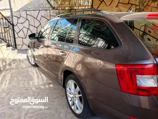  10 سكودا اوكتافيا ماطور 2000 اوتوماتيك اصل برايفت