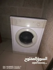  1 نشافه بحالة ممتازة